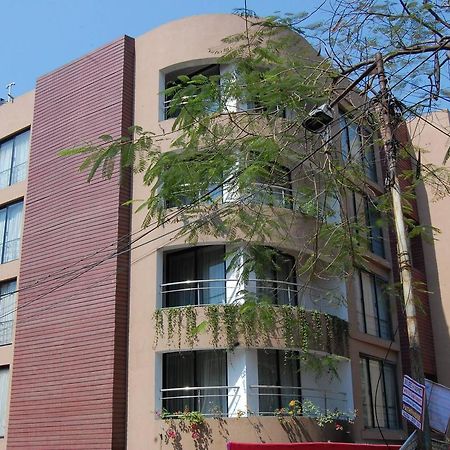 Fabhotel Ballygunge Luxury - Behind Punjab Club Колката Екстериор снимка