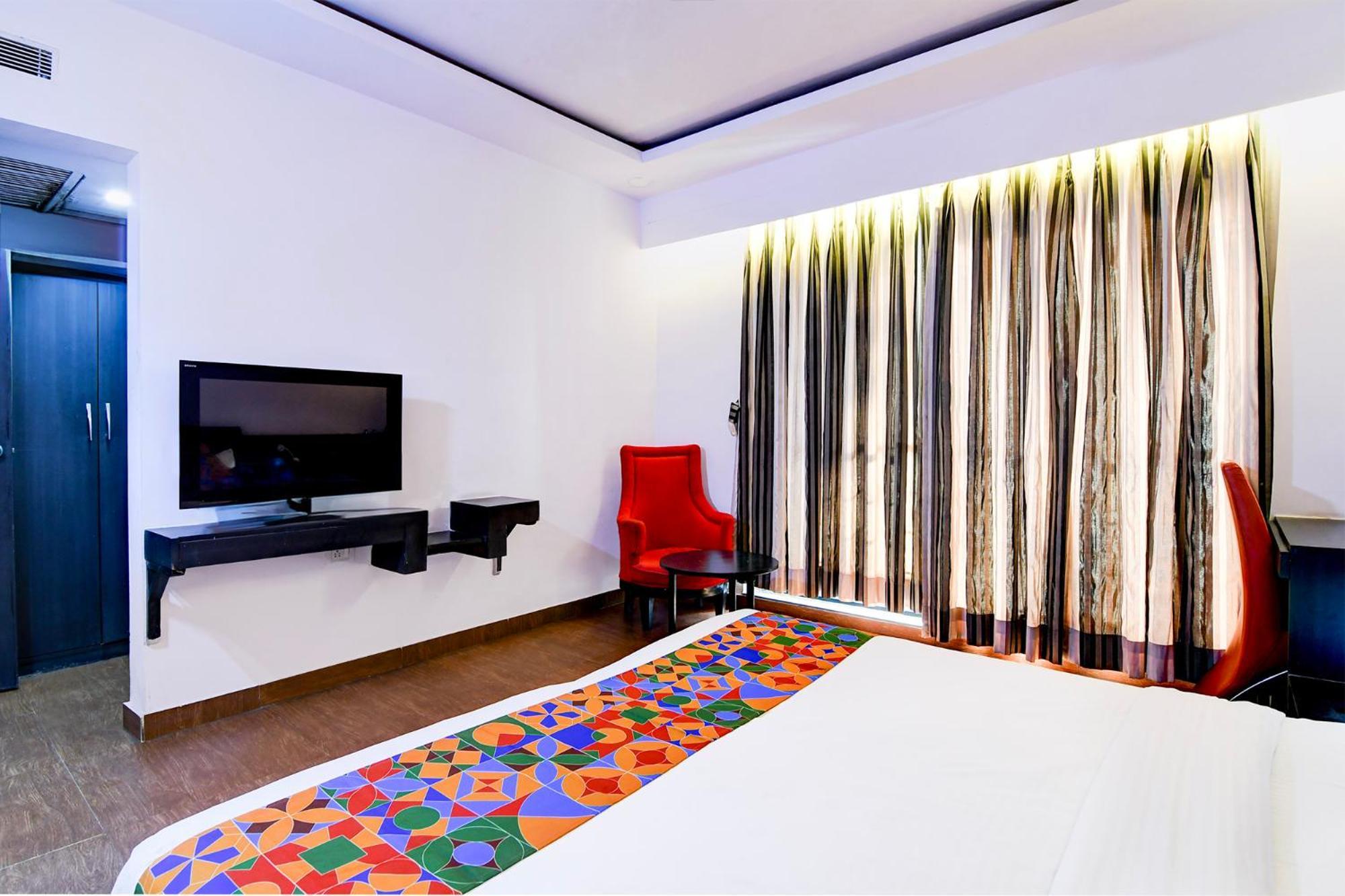 Fabhotel Ballygunge Luxury - Behind Punjab Club Колката Екстериор снимка