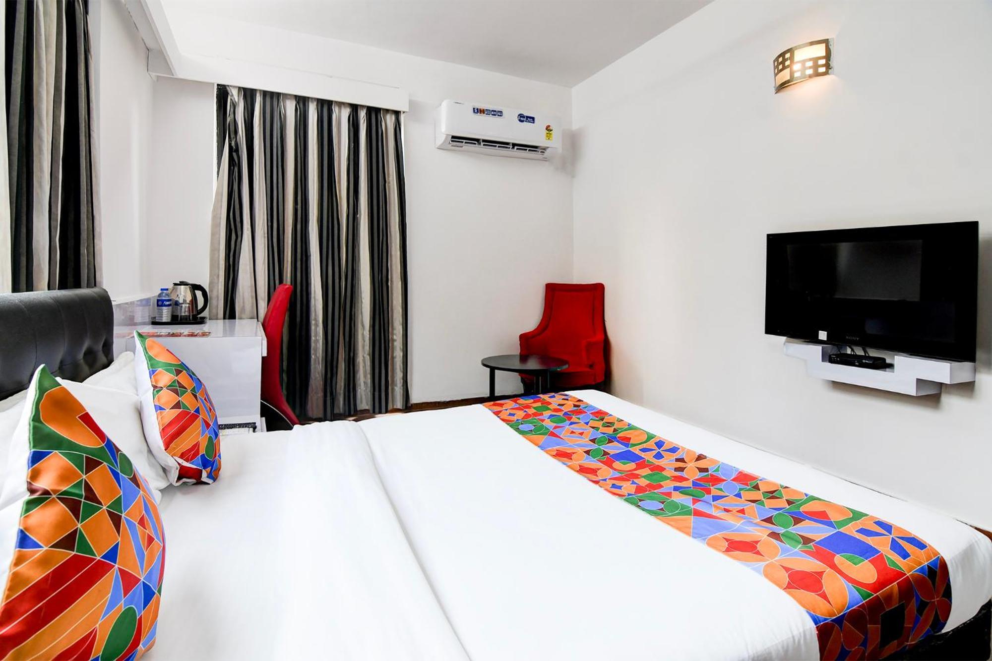 Fabhotel Ballygunge Luxury - Behind Punjab Club Колката Екстериор снимка