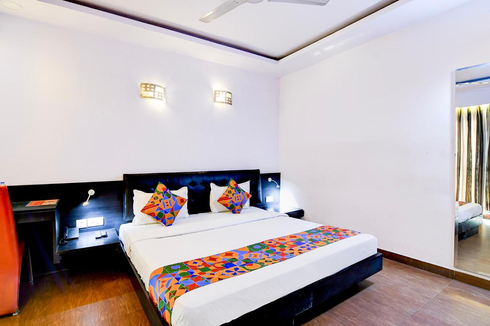 Fabhotel Ballygunge Luxury - Behind Punjab Club Колката Екстериор снимка