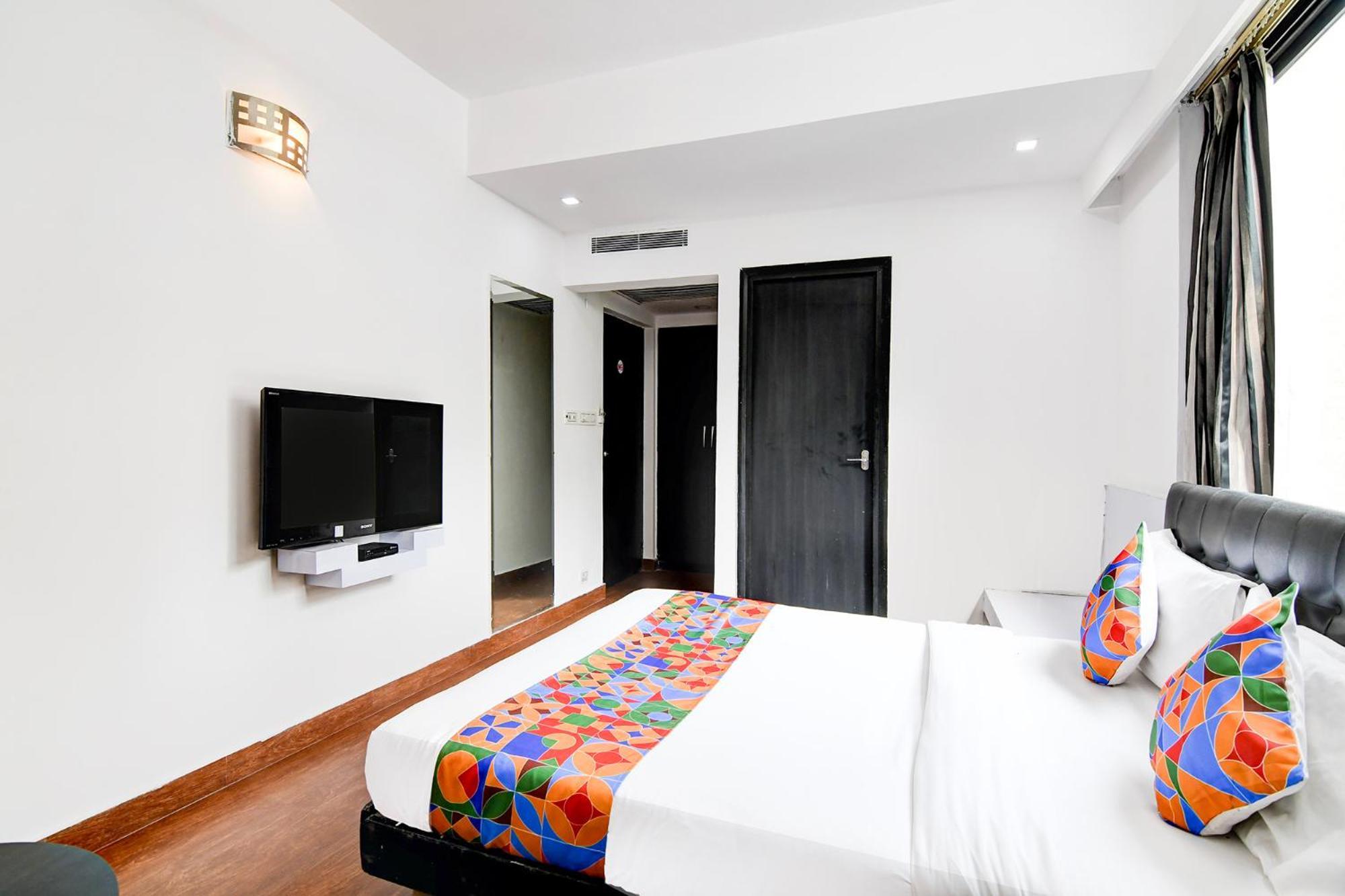 Fabhotel Ballygunge Luxury - Behind Punjab Club Колката Екстериор снимка